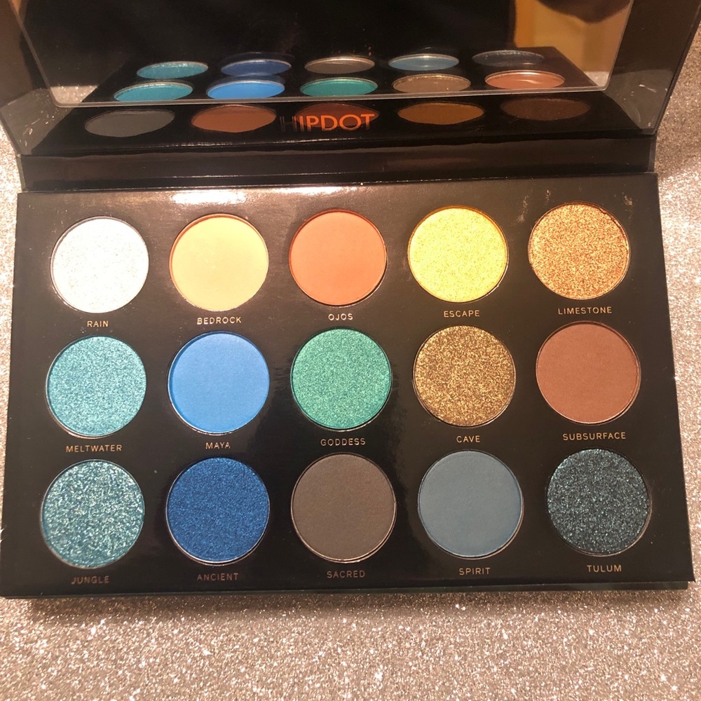 BNIB! HipDot Cenote Pressed Eyeshadow Palette 🎨